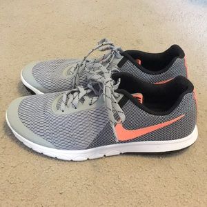 Nike Flex Experience RN 5 running shoes, Size 9